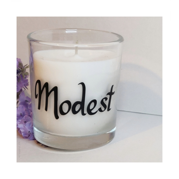 Modest candle